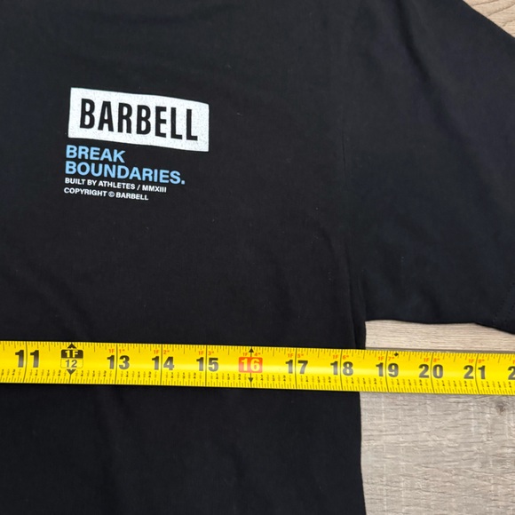 Barbell Apparel “Break Boundaries” T-Shirt with Tiger & Globe Design - Picture 4 of 5